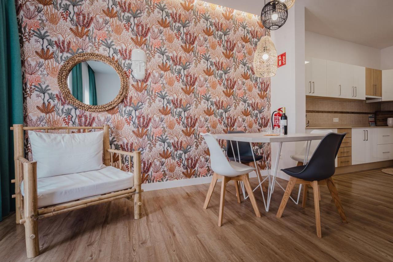 La Pardela Excellence Apartamentos 塞博河畔卡莱塔 外观 照片